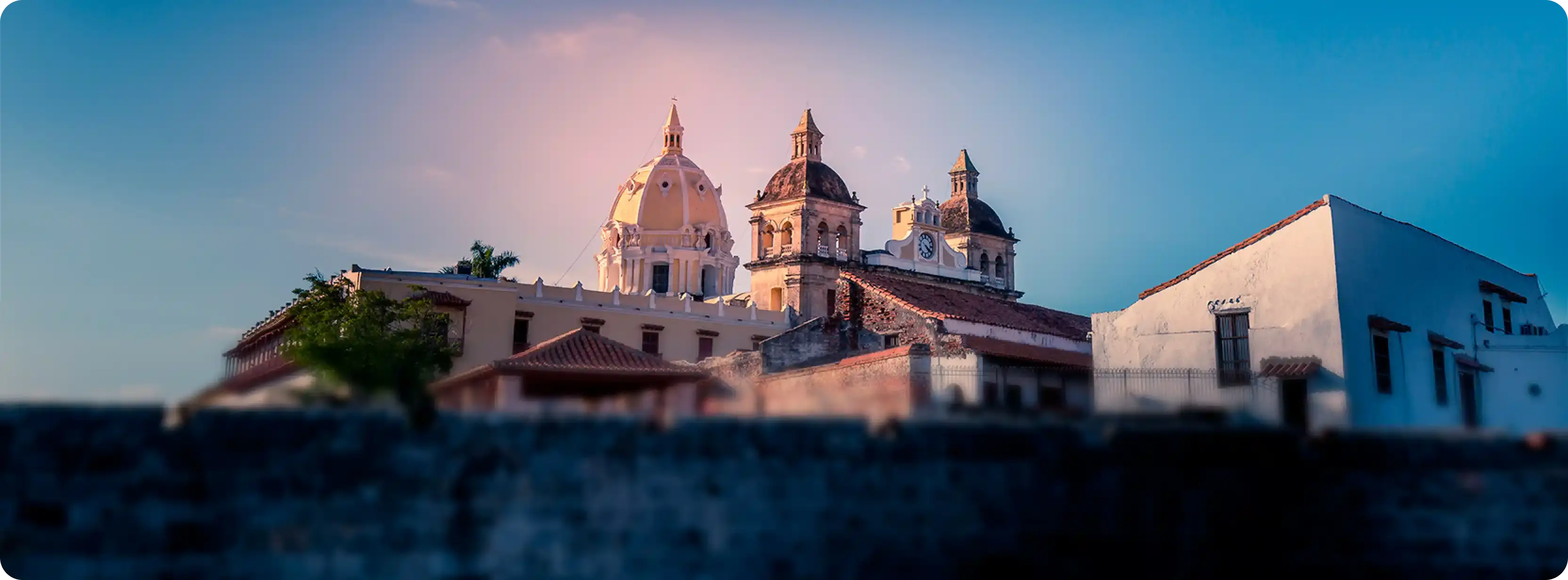 Cartagena: Murallas que Protegen un Legado de Fortaleza y Resiliencia